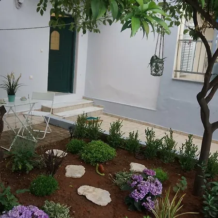 Garden House Καλαμάτα